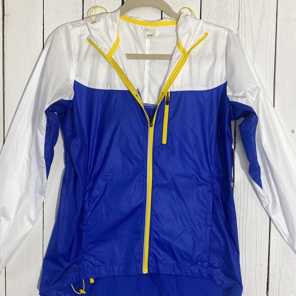 Xersion Jacket - Picture 2 of 9